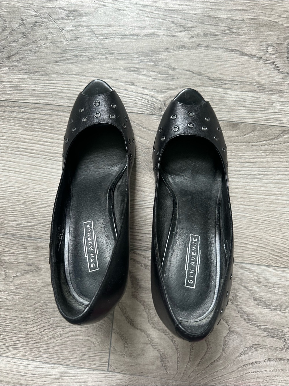 5th Avenue Peep Toe Heel - Picture 4 of 7